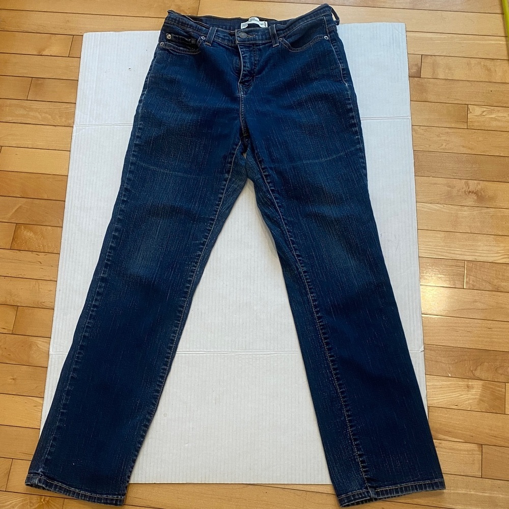 LEVI’S 512 Straight leg jeans dark washed denim blue Women's Jeans size 10M